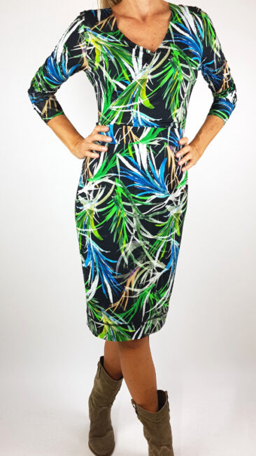 iez-jurk-black-leaves