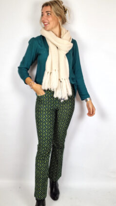 lily-balou-sjaal-kay-offwhite-princesse-nomade-broek-lulu-zan-vert-blouse-emerald