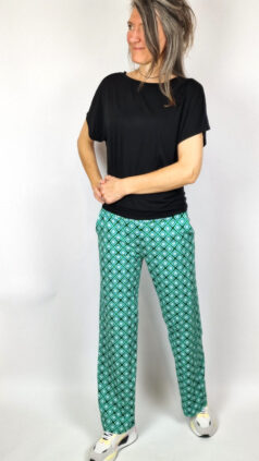 ich-jane-broek-silvie-geo-green-top-helen-black