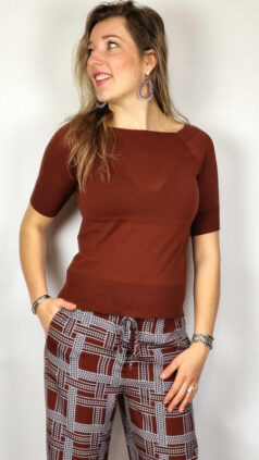 nice-things-top-square-neck-brown-broek-dot-ribbon