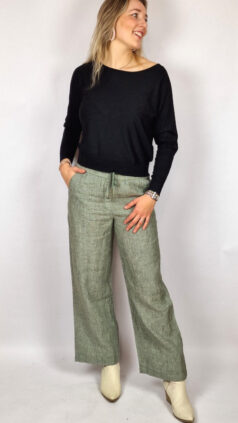 white-stuff-broek-belle-linnen-mid-green-zilch-bamboe-top-batsleeve-black